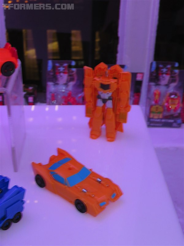 NYCC 2016   First Look At Sixshot, Broadside, Sky Shadow, Perceptor, And More Transformers  (80 of 137)